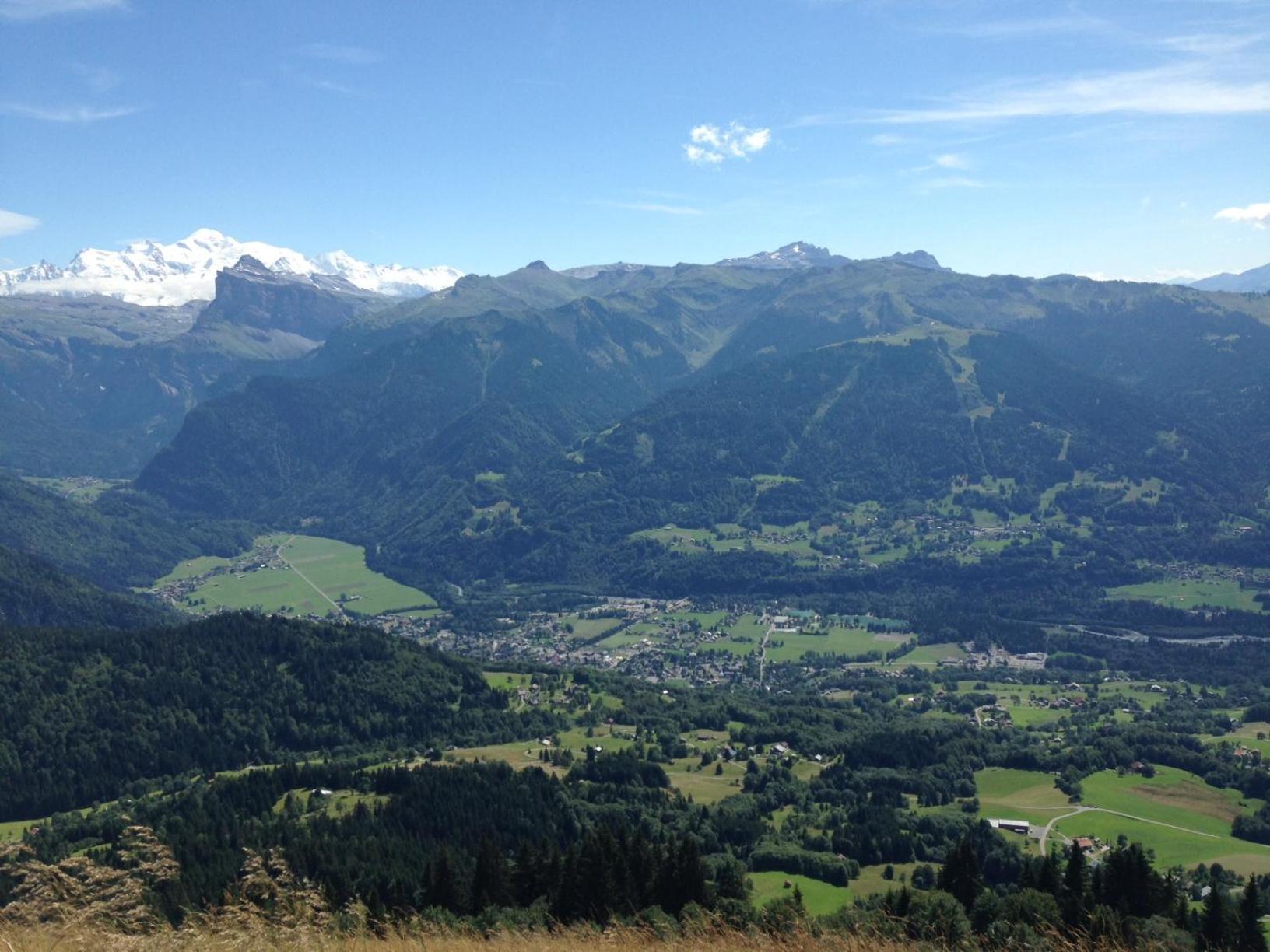 Logis Hotel Gai Soleil Samoëns Kültér fotó