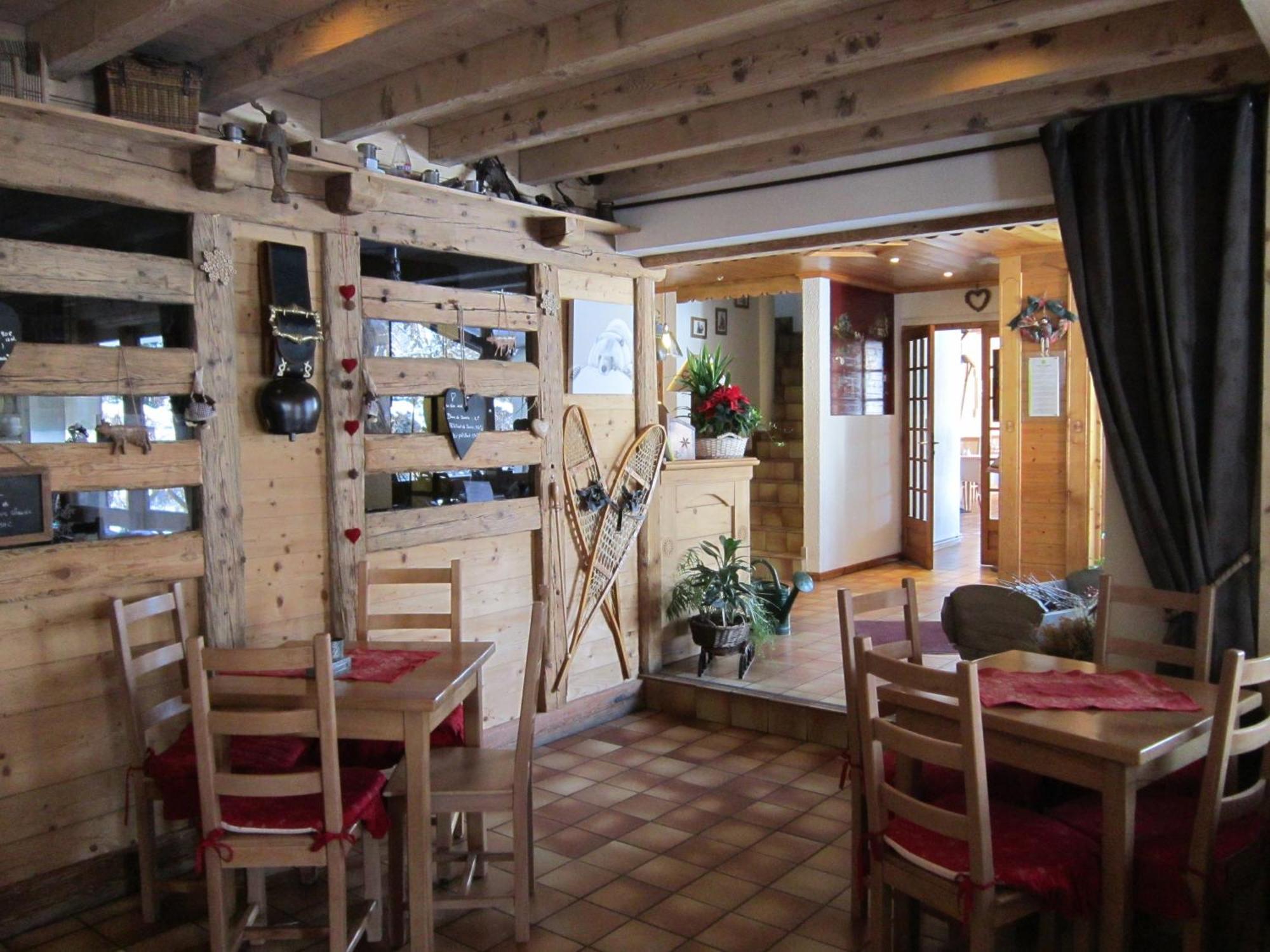 Logis Hotel Gai Soleil Samoëns Kültér fotó