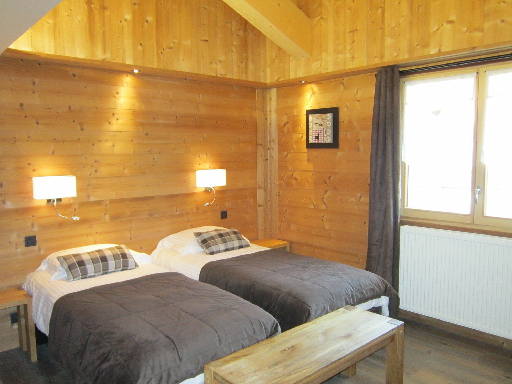 Logis Hotel Gai Soleil Samoëns Kültér fotó